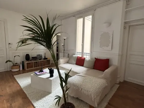 Sous-loue appartement lumineux - 64m²