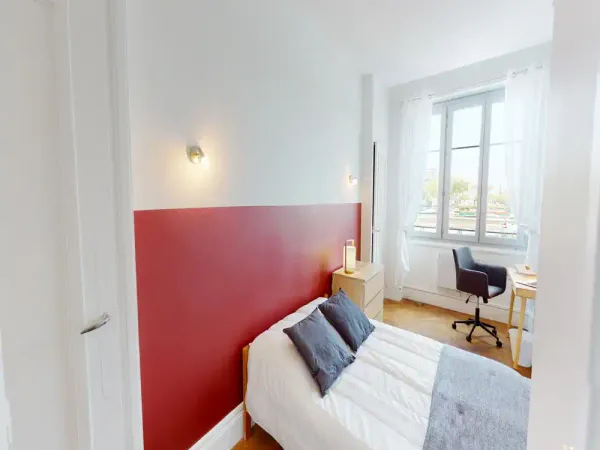 Propose chambre dans appartement en colocation