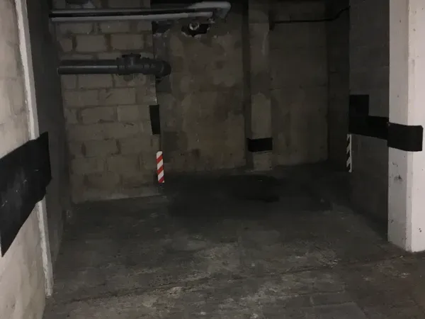 Vends parking