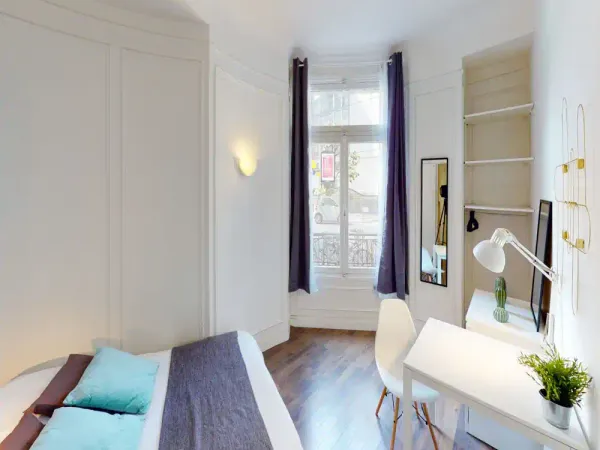 Loue chambre en colocation meublée