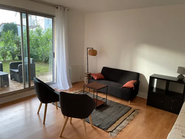 Loue grand studio Maisons Laffitte· 31m²