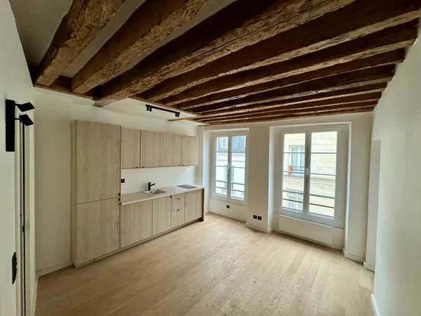 Loue Magnifique studio Métro Saint Paul - 1 chambre, 23m², Paris 4ème