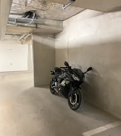 Loue parking 4m²
