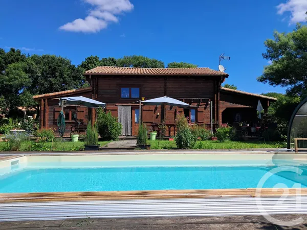 Maison 5 pièces 140 m²