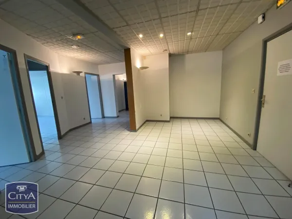 Appartement 10 pièces 186 m²