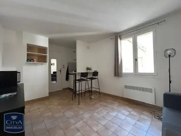 Studio 1 pièce 16 m²