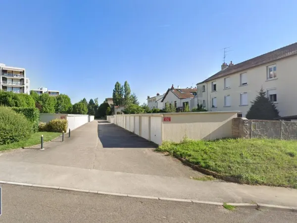 Stationnement Location Fontaine-lès-Dijon   85€
