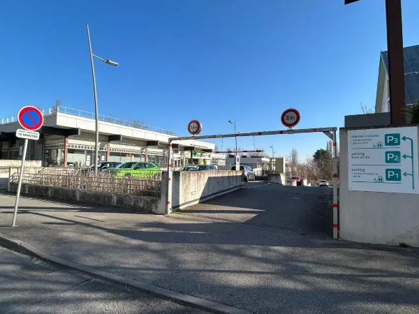 Stationnement Location Rixheim   45€