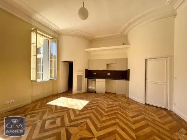 Appartement 2 pièces 65 m²
