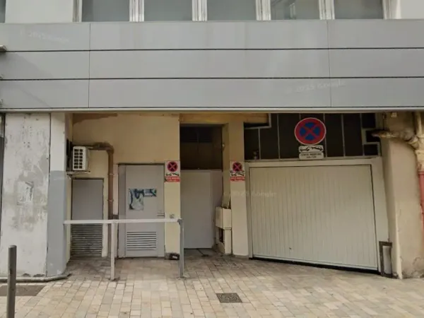 Stationnement Location Marseille   125€