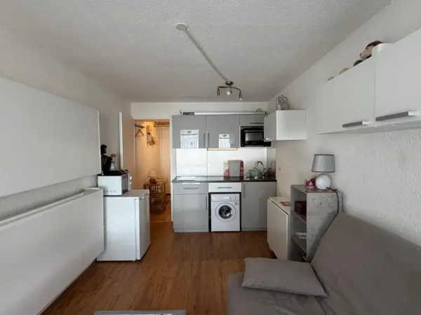 Studio 1 pièce 18 m²