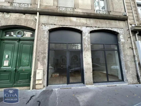 Local commercial 65 m²
