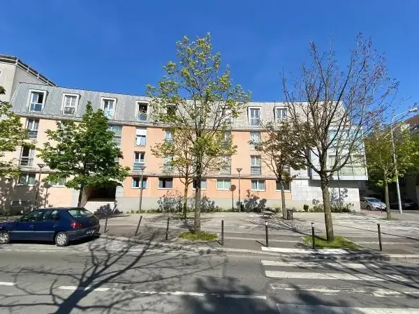 Stationnement Location Noisy-le-Grand   62€