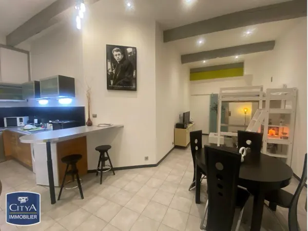 Studio 1 pièce 33 m²