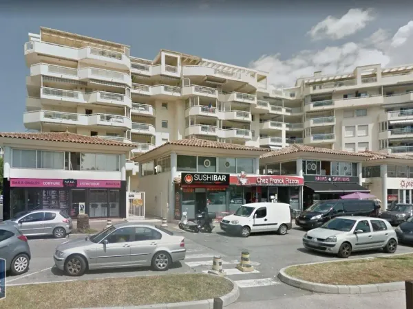 Stationnement Location Fréjus   80€