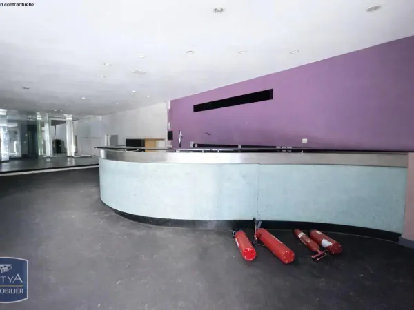 Local commercial 140 m²