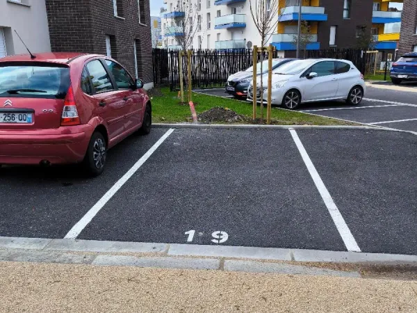 Stationnement Location Seclin   50€