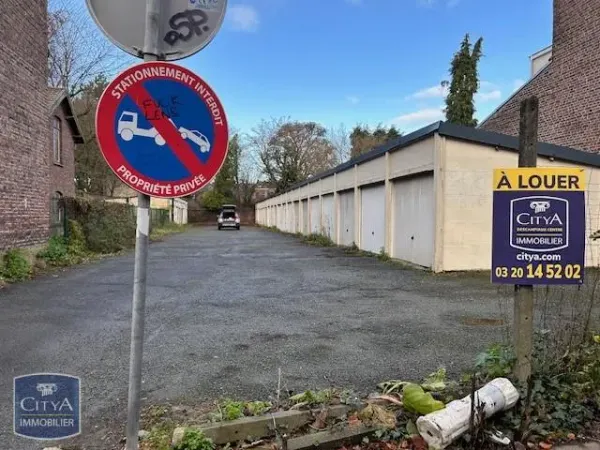 Stationnement Location La Madeleine   80€