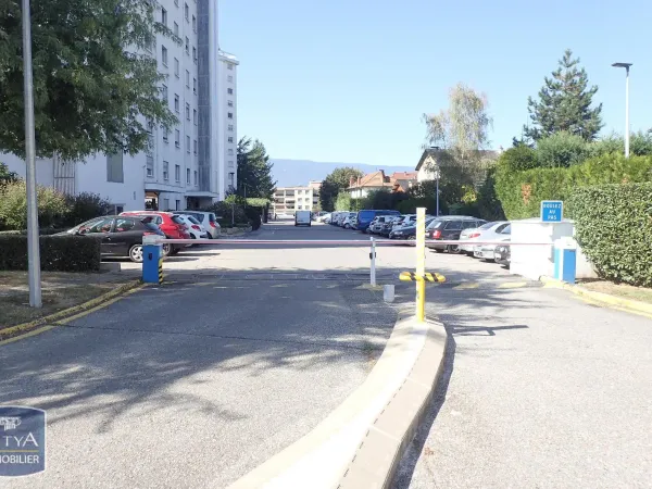 Parking 13 m²