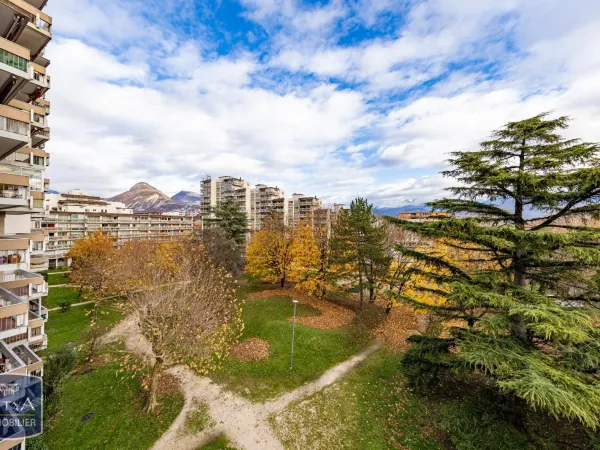 Appartement 4 pièces 82 m²