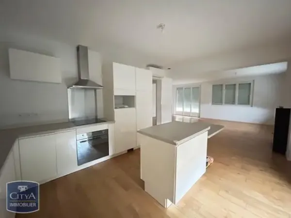 Appartement 4 pièces 128 m²