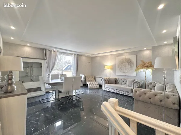 Duplex 5 pièces / 4 chambres - 89 m² Carrez / 110 m² au sol + Garage - Quartier La Sourderie