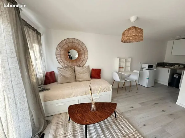 Studio 1 pièce 20 m²