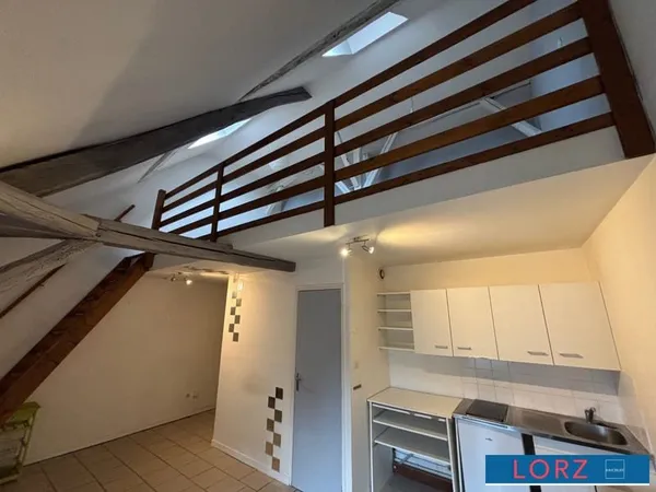 Appartement studio avec mezzanine
