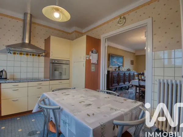 Maison 8 pièces 170 m²