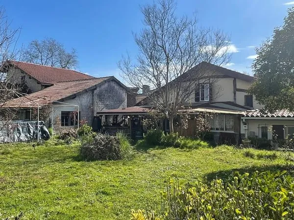 Maison 6 pièces 195 m²