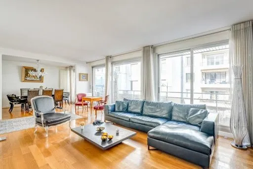 Appartement 4 pièces 105 m²