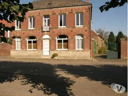 GRANDE MAISON DE CARACTERE