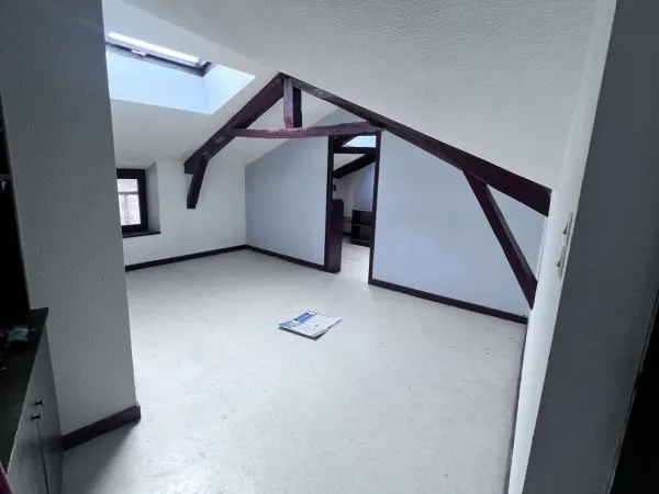 Appartement 5 pièces 61 m²