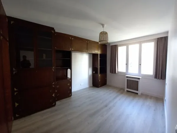 Loue appartement