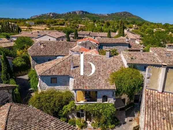Maison de village