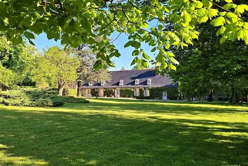 Maison 12 pièces 340 m²