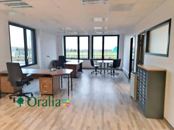 Bureaux 131 m²
