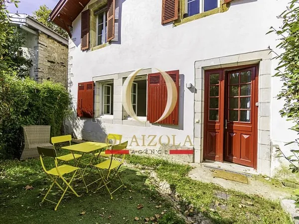 BAYONNE - Appartement T2 en rez-de-chaussée avec jardin dans le quartier Marracq.