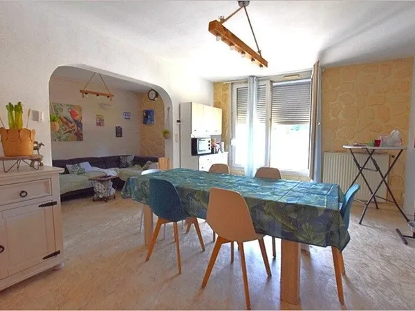 Appartement à vendre 7 pièces 4 chambres (42)