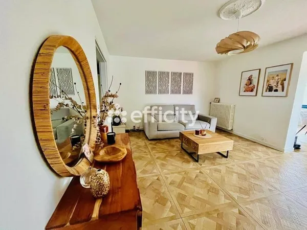 Maison de ville 7 pièces 149 m²