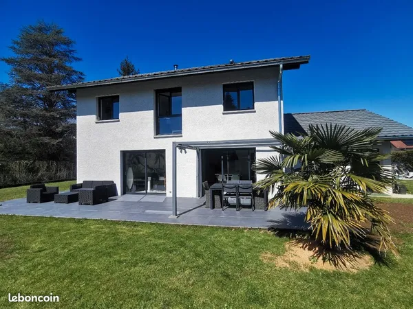 Maison individuelle récente 130 m² - 5 pièces - 850m2 de terrain - Vallières