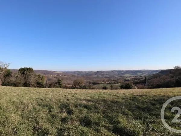 Terrain 5636 m²