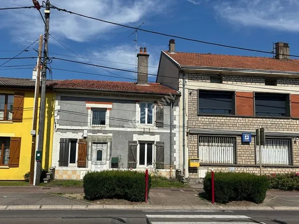 Beau potentiel - Maison - A rénover - Jardin - Dieue Sur Meuse