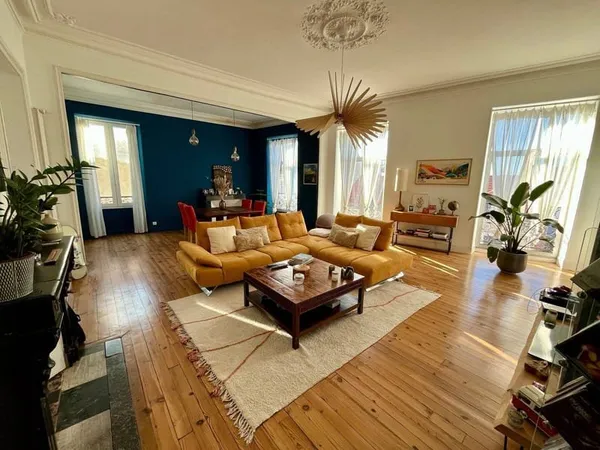 Appartement 5 pièces 128 m²