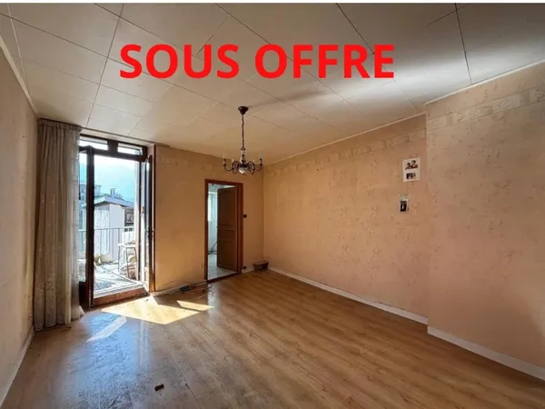 immeuble avec 2 appartements