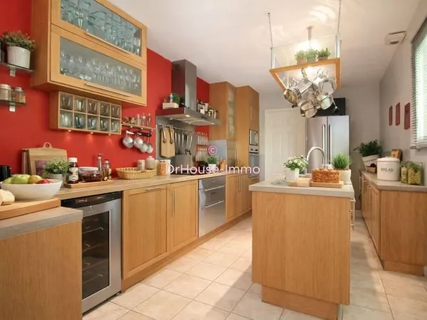 Maison 7 pièces 141 m²
