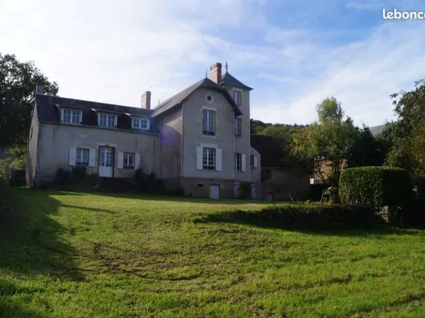 Maison Bourgeoise de Caractère proche étang du Merle