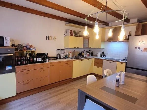 Maison 6 pièces 205 m²