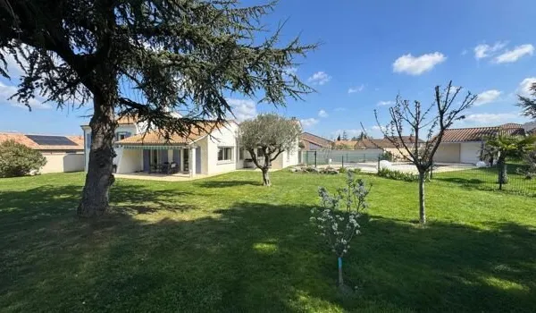 Maison 4 pièces 150 m²