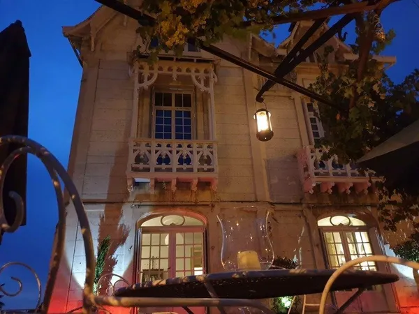 Hôtel particulier, coeur de ville, Prestation qualitative